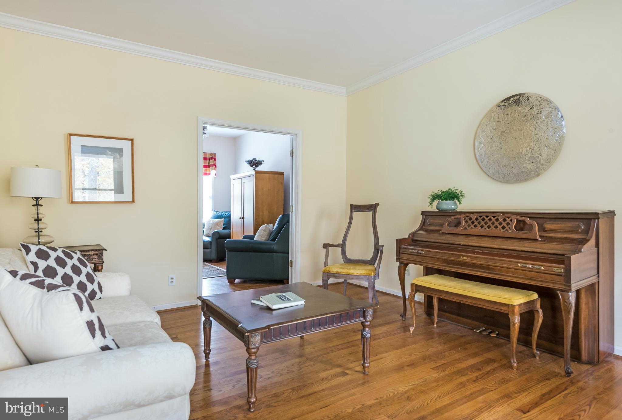 HERMITAGE WOODS CONDOMINIUM - Residential