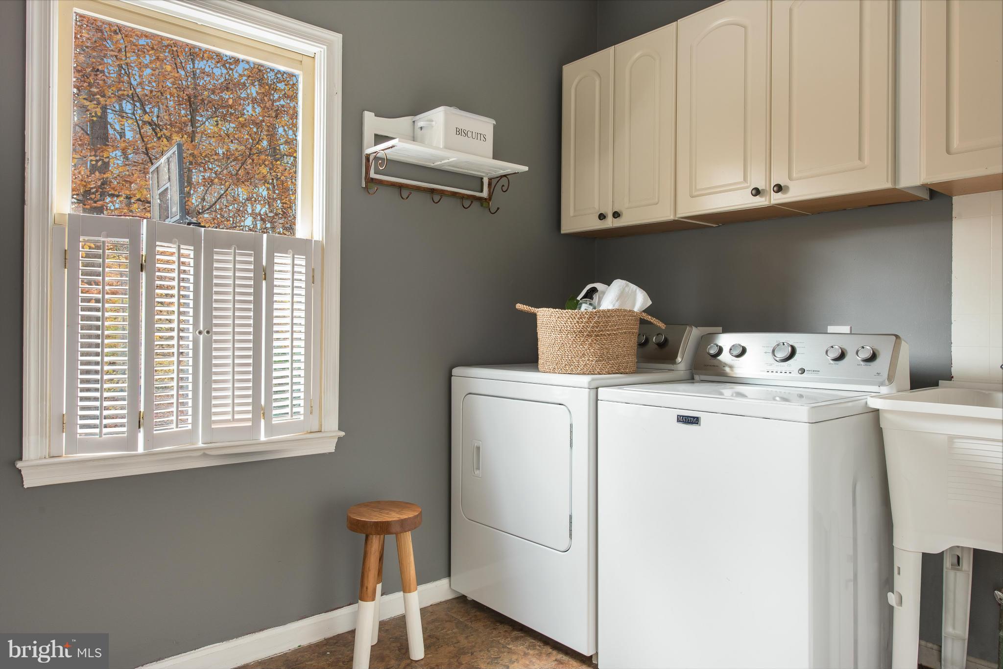 HERMITAGE WOODS CONDOMINIUM - Residential