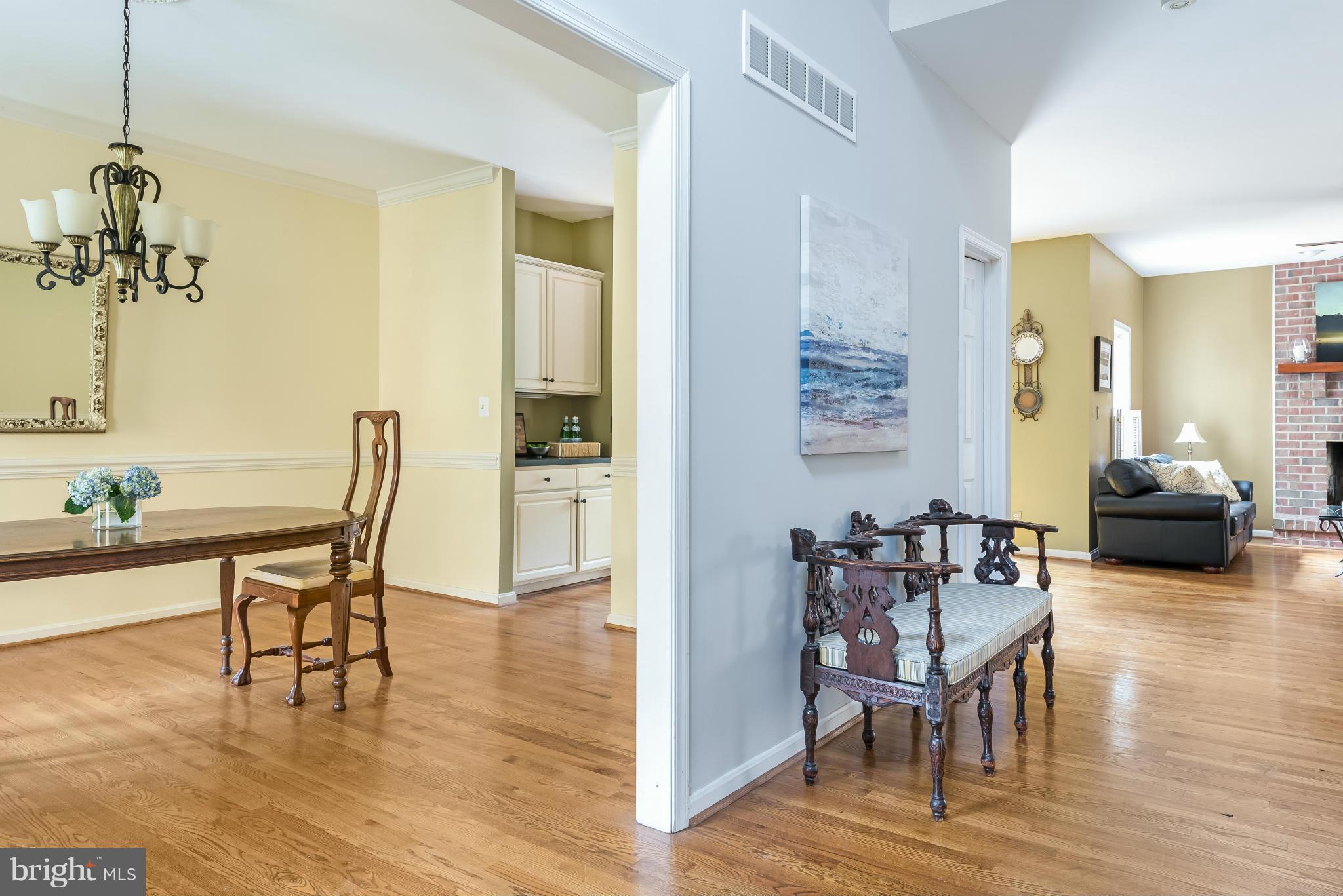 HERMITAGE WOODS CONDOMINIUM - Residential