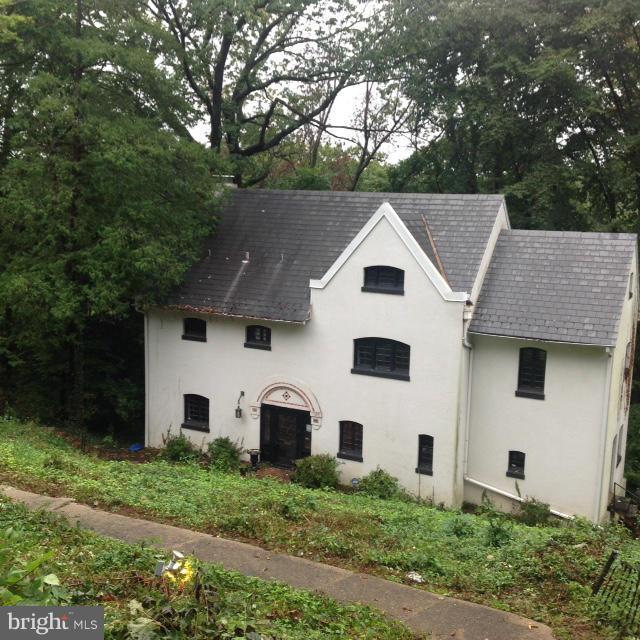 ROLAND PARK - Residential