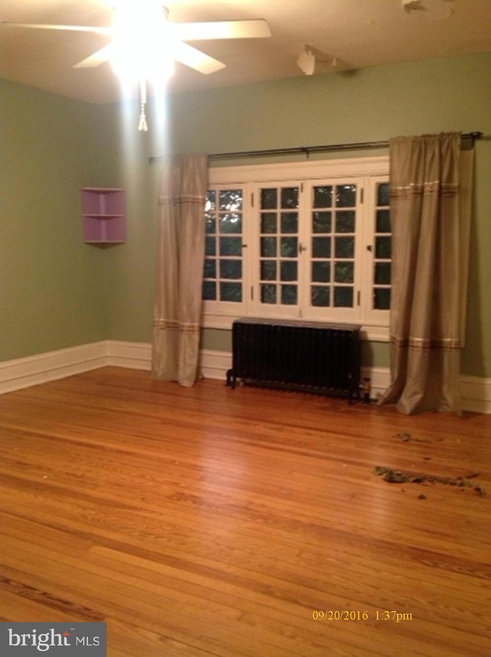 ROLAND PARK - Residential