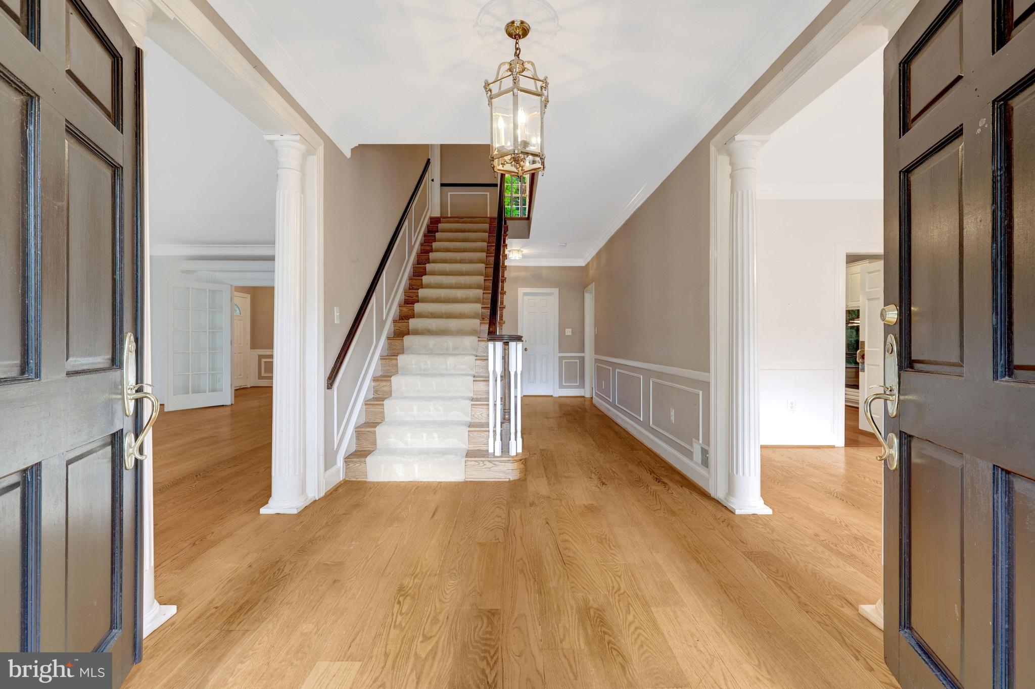 216 RIVER PARK DRIVE