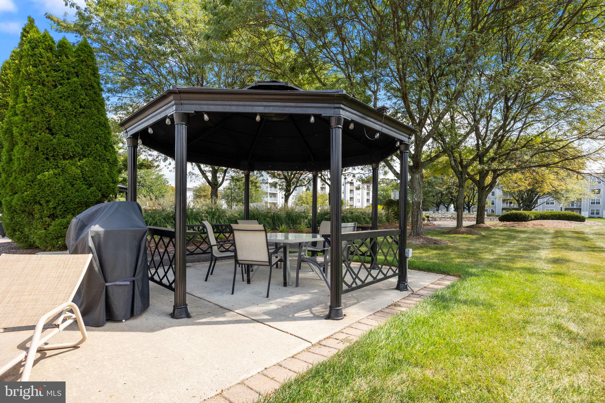 CENTENNIAL STATION - Residential