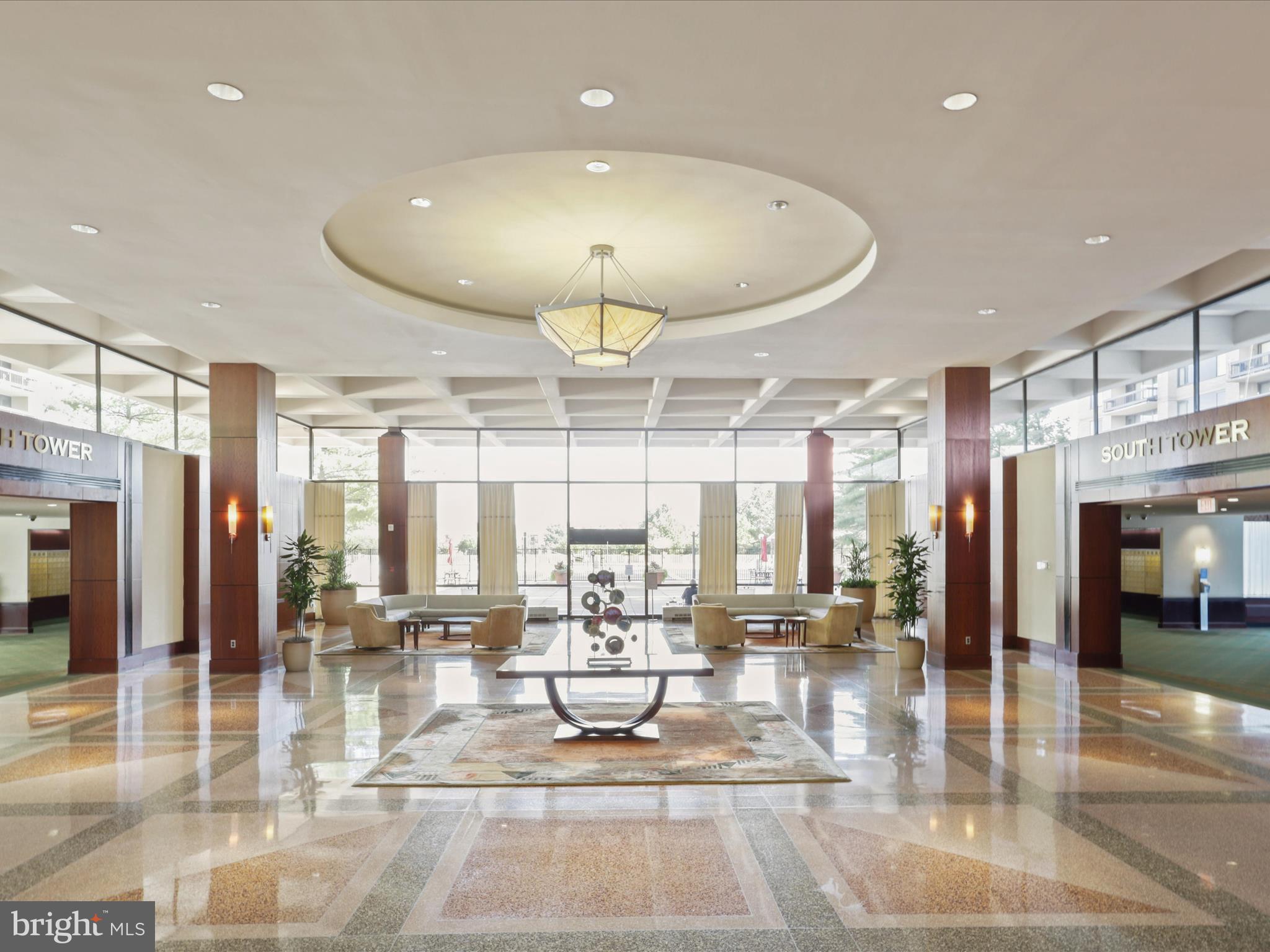 SKYLINE PLAZA - Residential