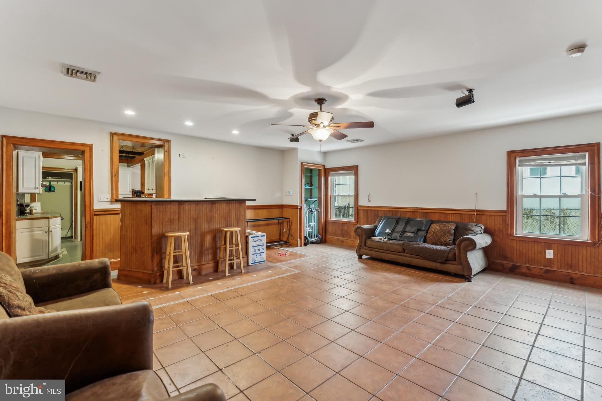ROXBOROUGH - Residential