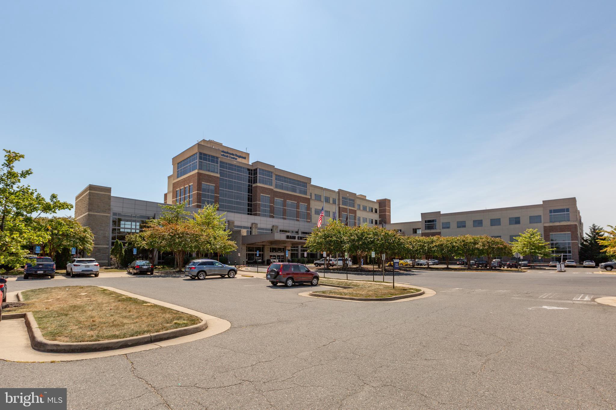 ALEXANDER'S CROSSING - Residential