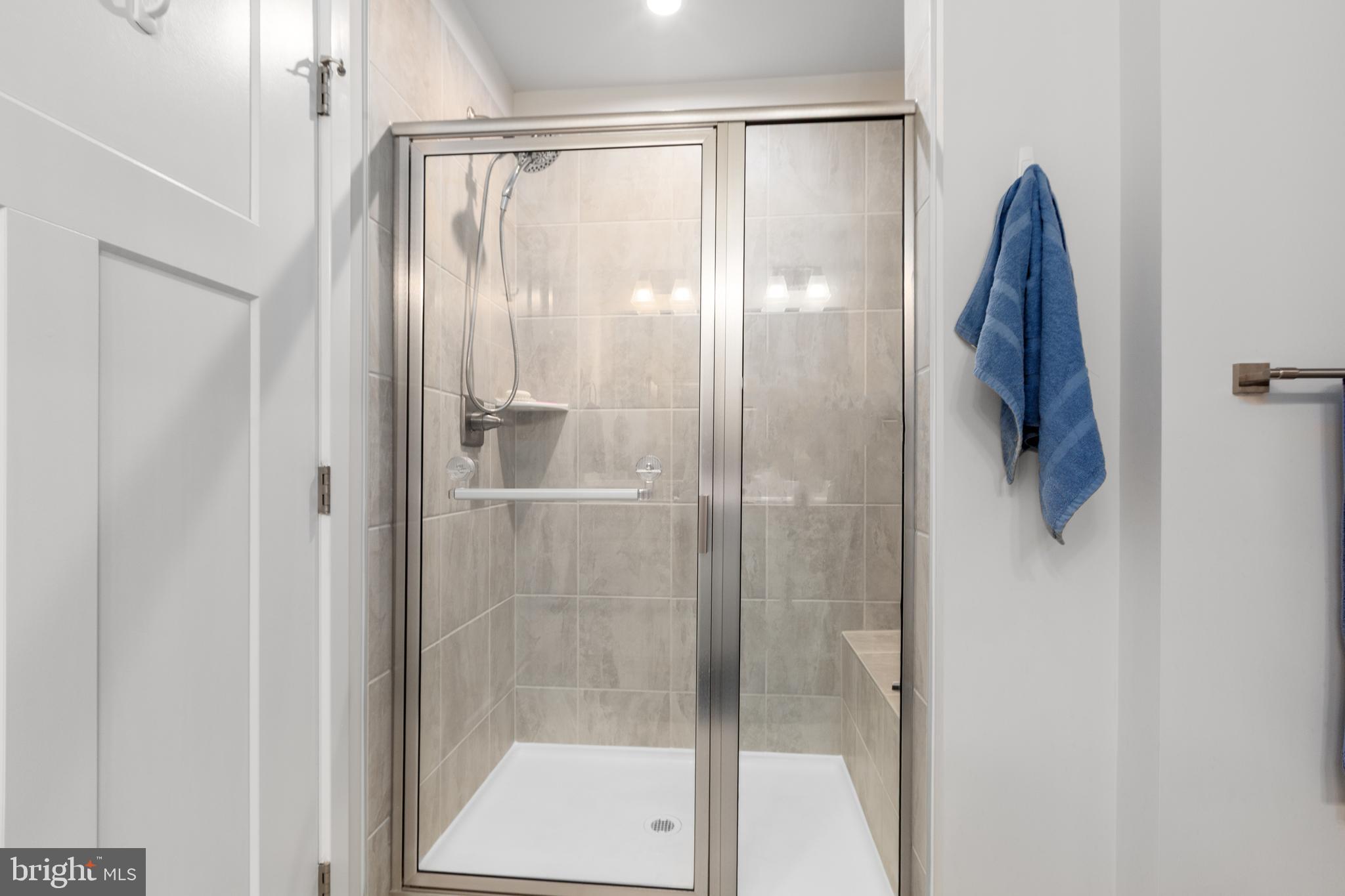 ALEXANDER'S CROSSING - Residential