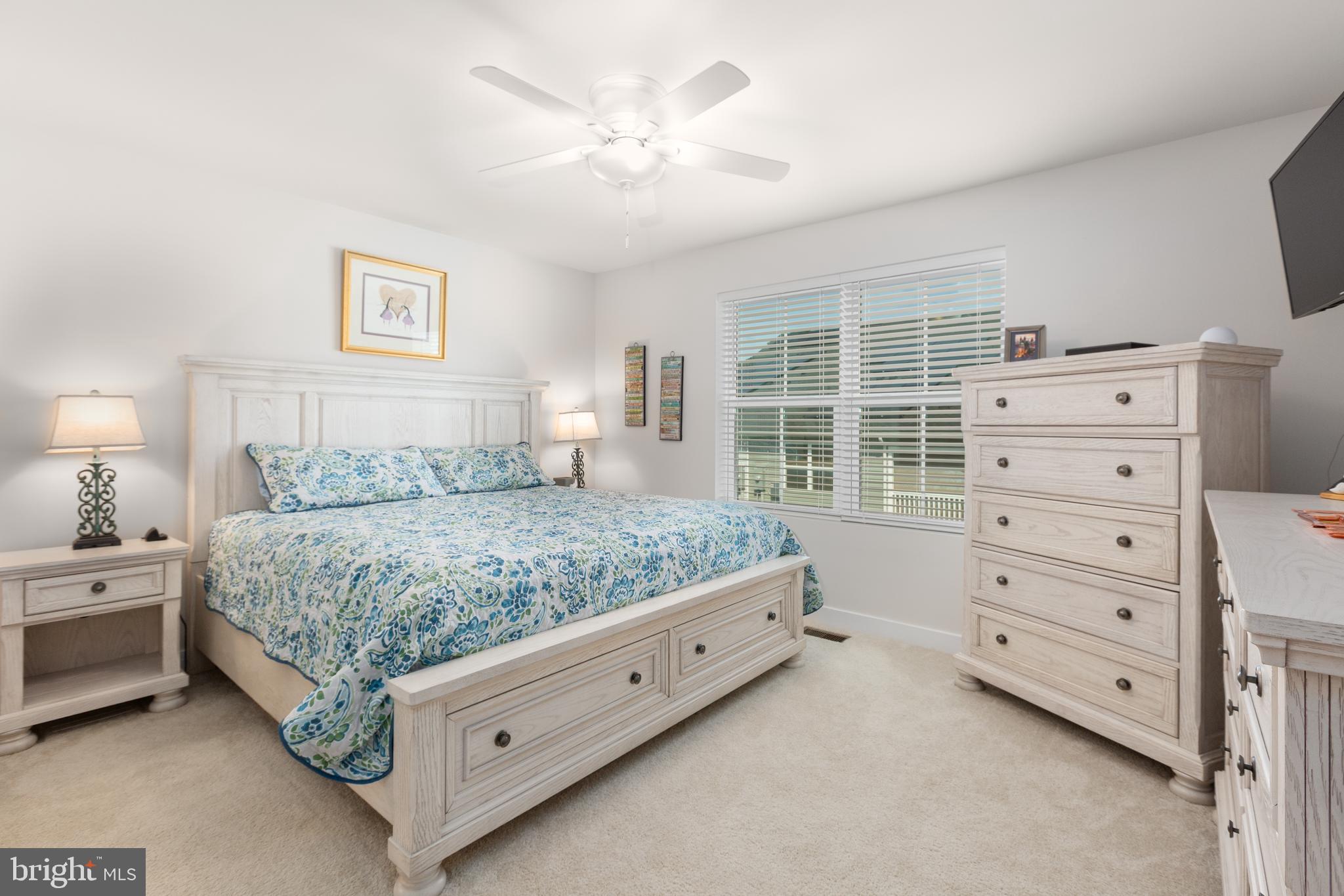 ALEXANDER'S CROSSING - Residential