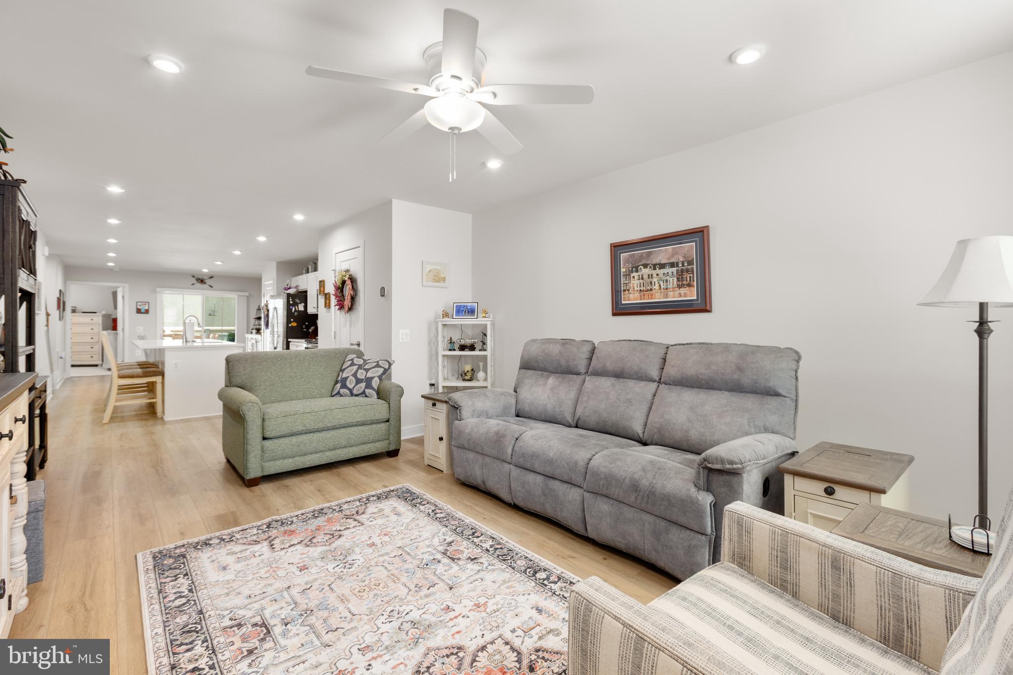 ALEXANDER'S CROSSING - Residential