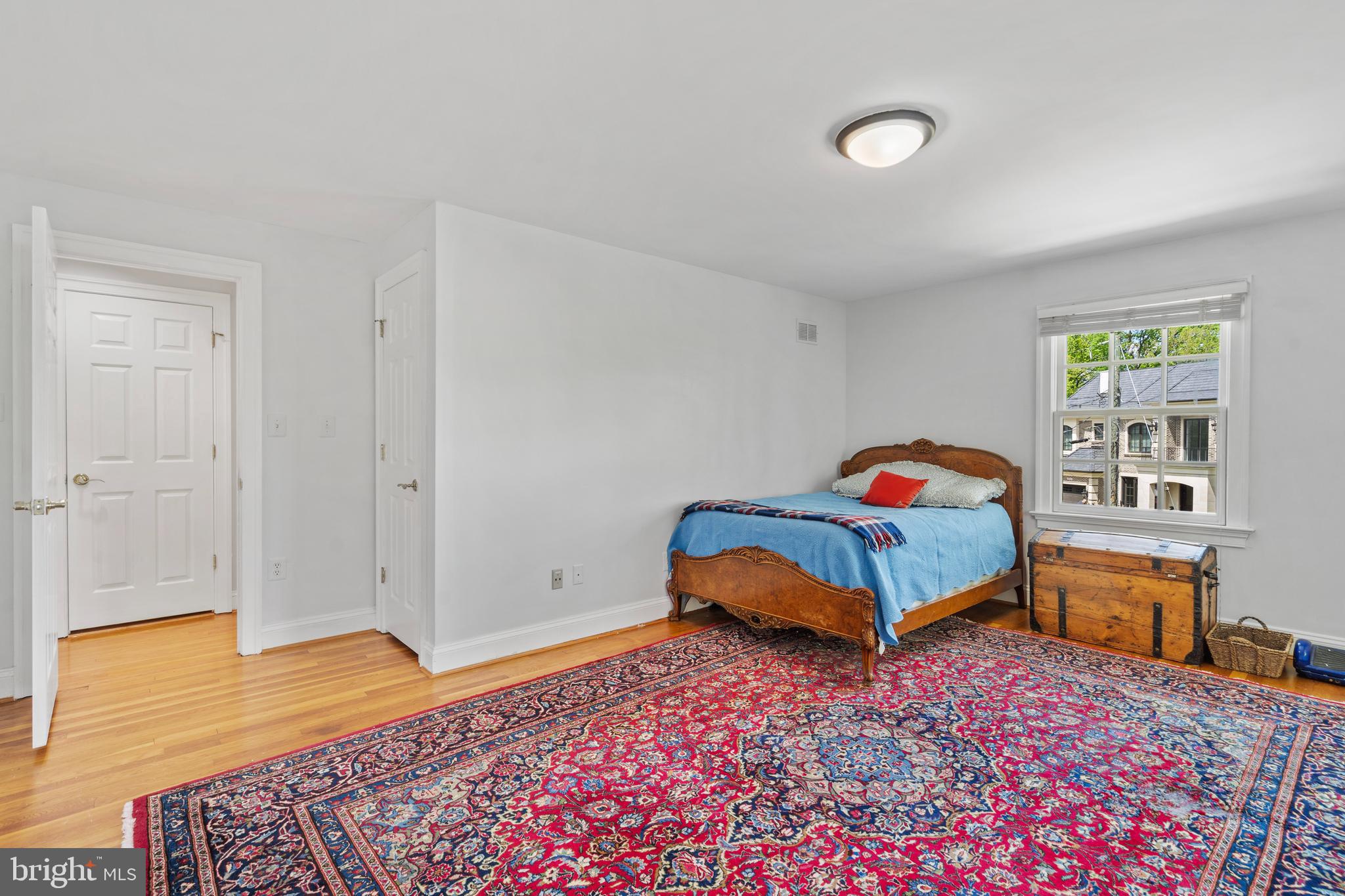 COUNTRY CLUB HILLS - Residential