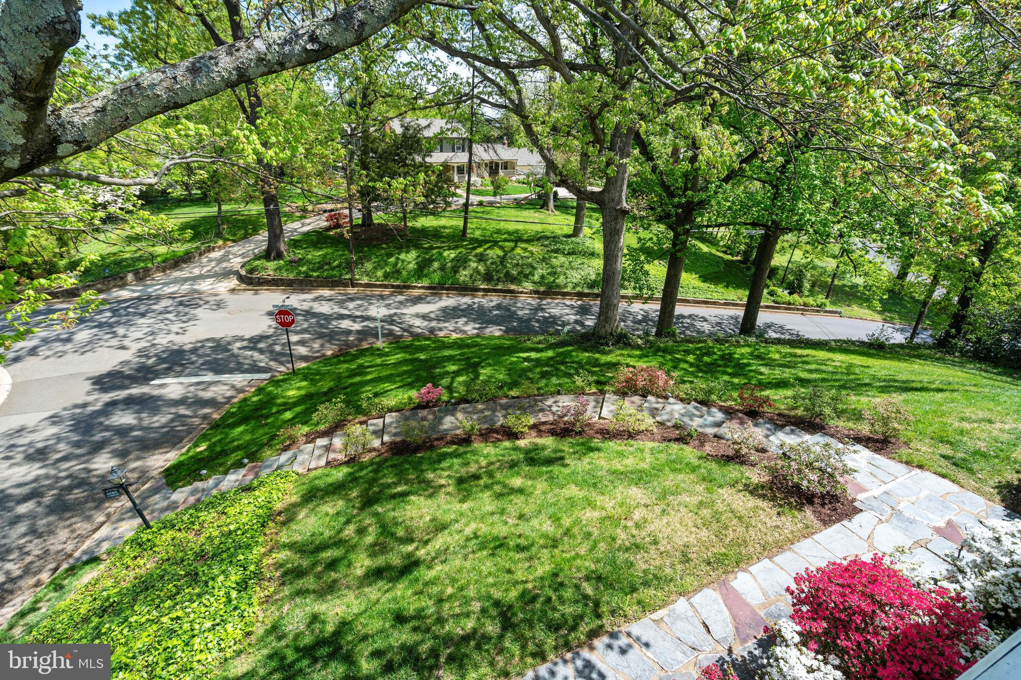 COUNTRY CLUB HILLS - Residential