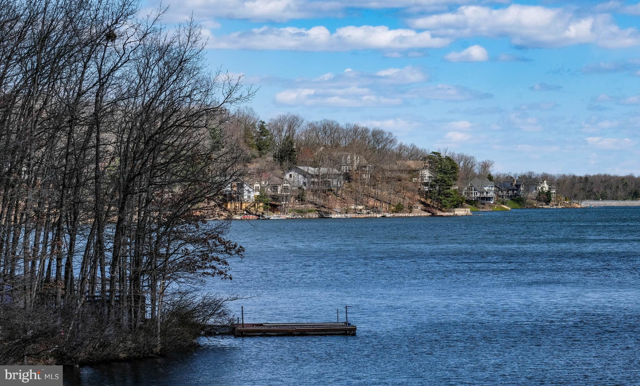 LAKE HOLIDAY ESTATES - Residential