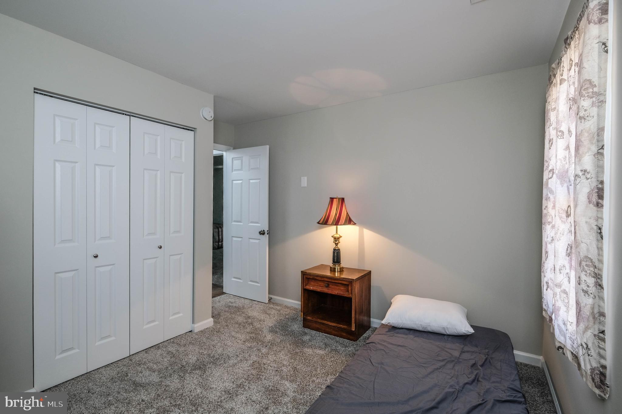 LAKE HOLIDAY ESTATES - Residential