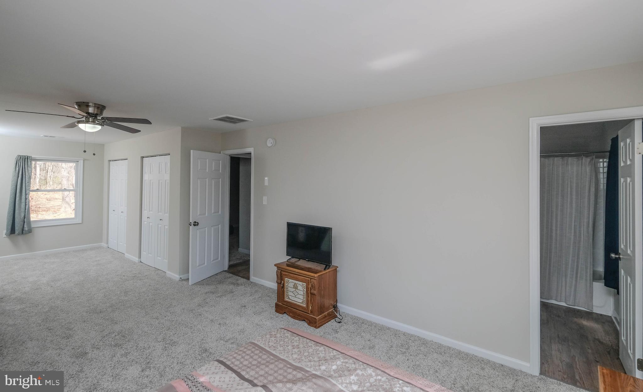 LAKE HOLIDAY ESTATES - Residential