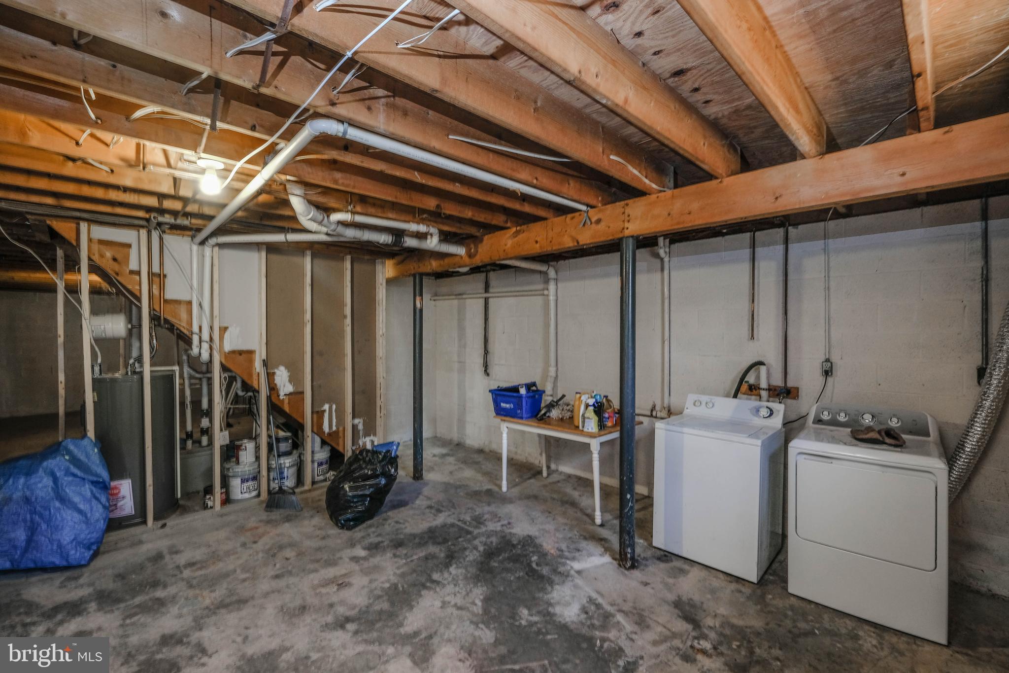 LAKE HOLIDAY ESTATES - Residential