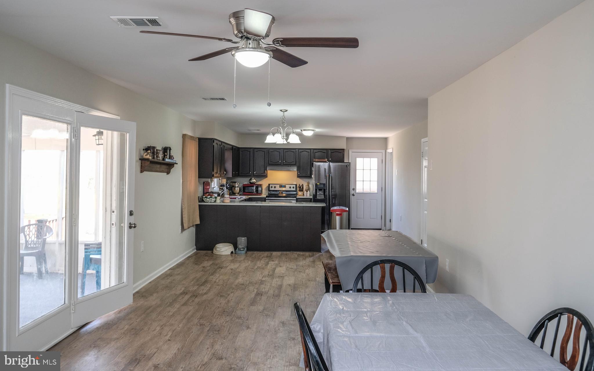 LAKE HOLIDAY ESTATES - Residential