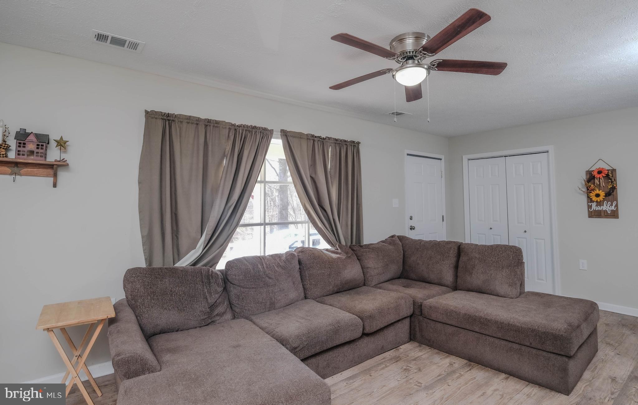 LAKE HOLIDAY ESTATES - Residential