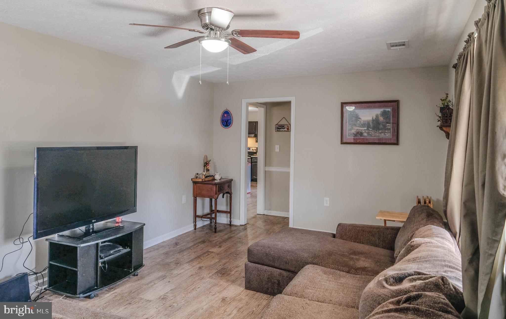 LAKE HOLIDAY ESTATES - Residential