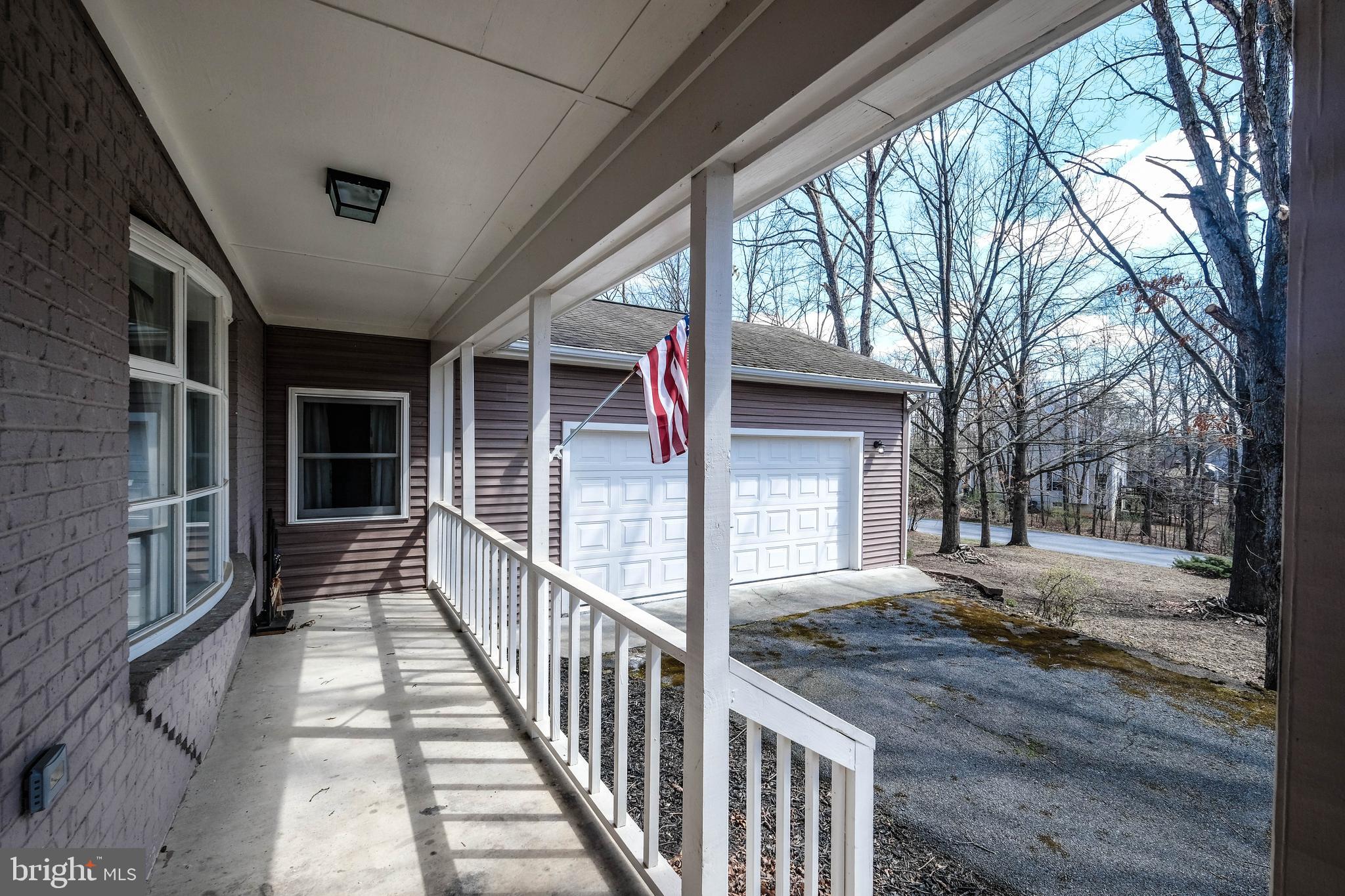 LAKE HOLIDAY ESTATES - Residential