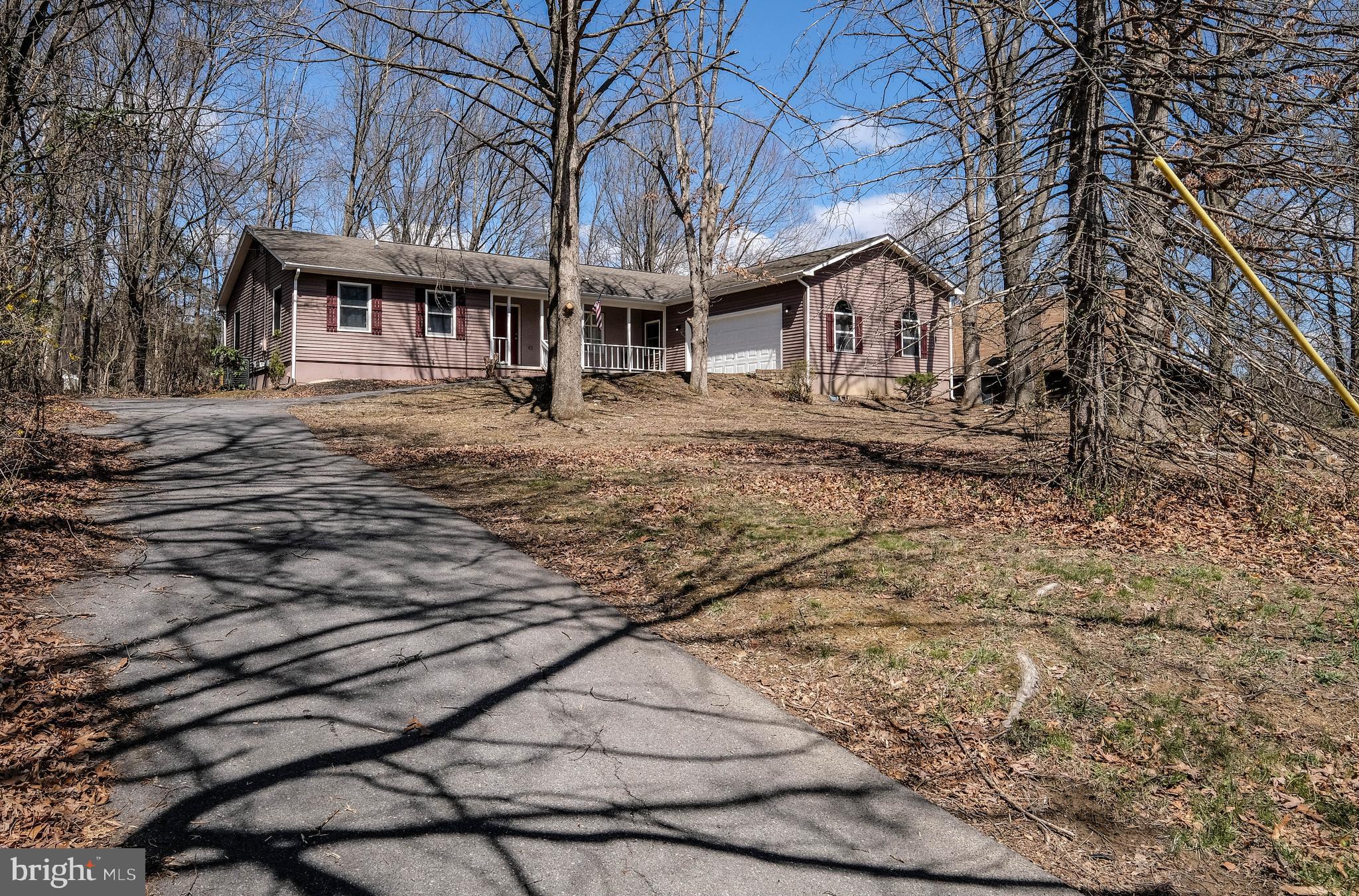 LAKE HOLIDAY ESTATES - Residential