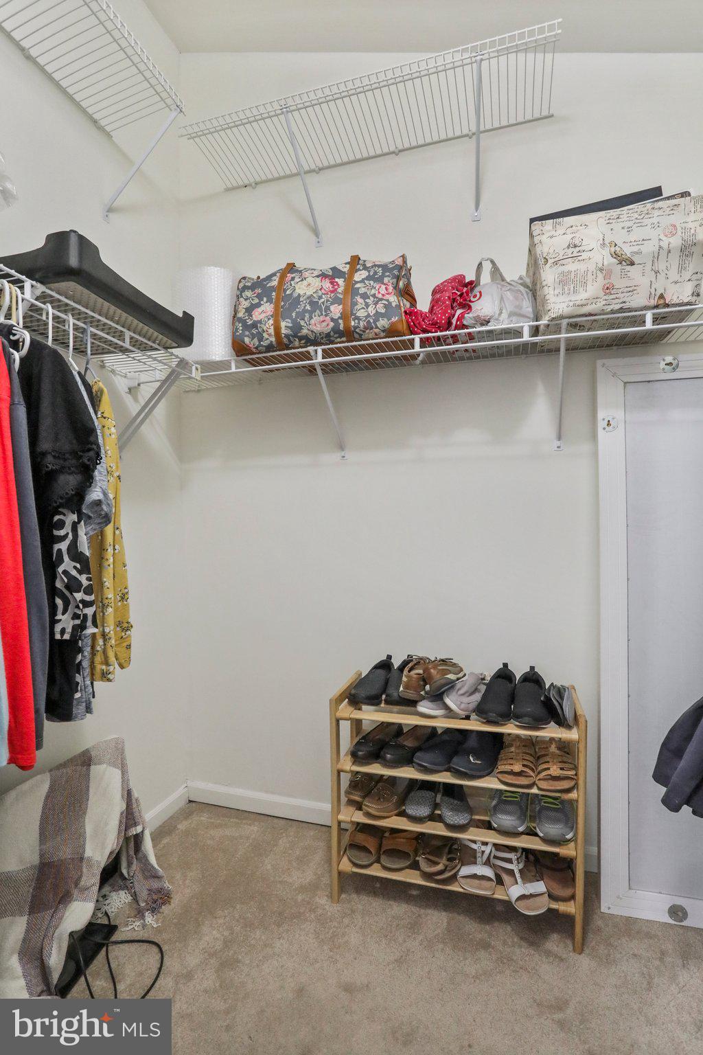 CLOVERLEAF - Residential