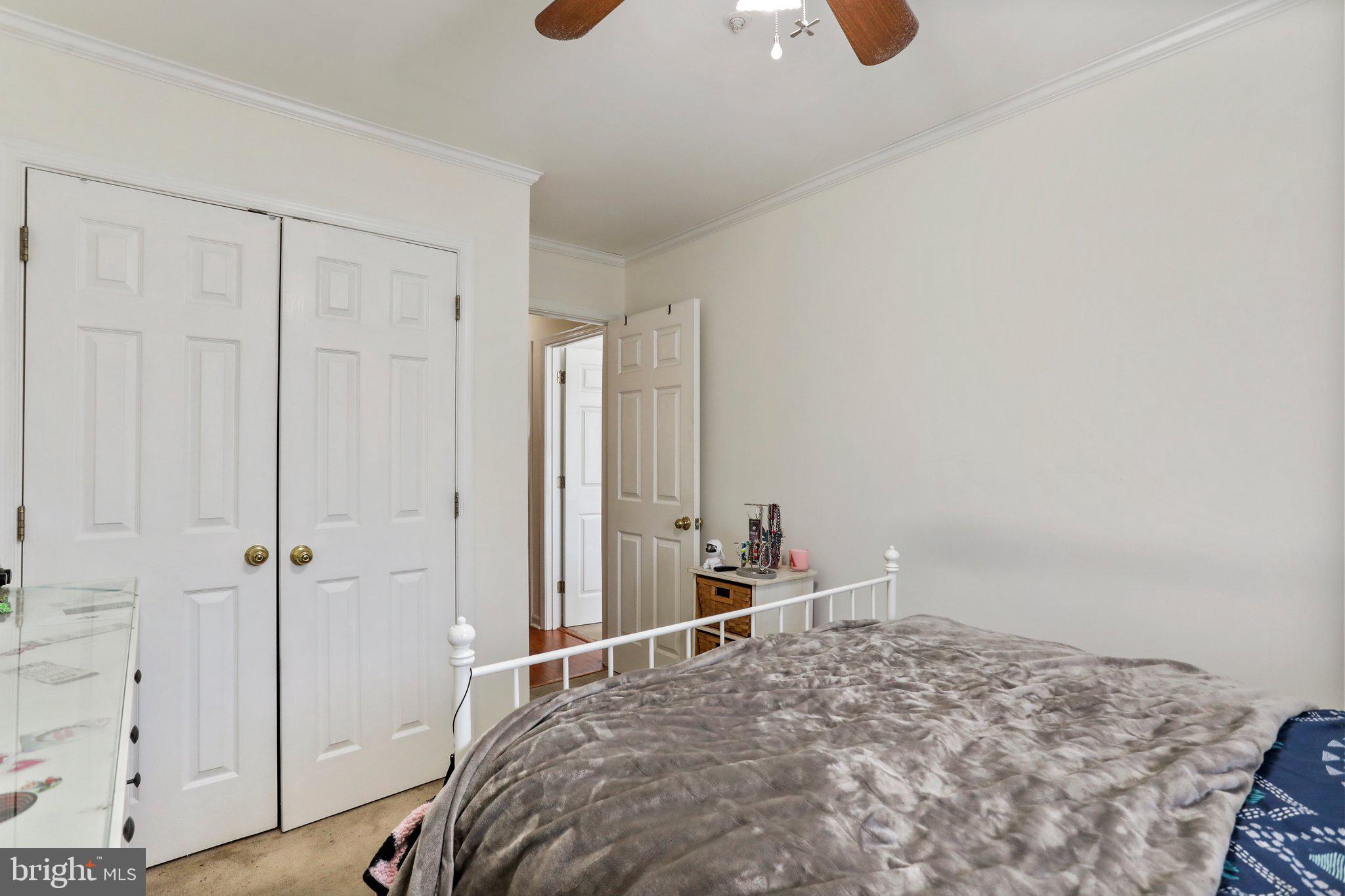 CLOVERLEAF - Residential