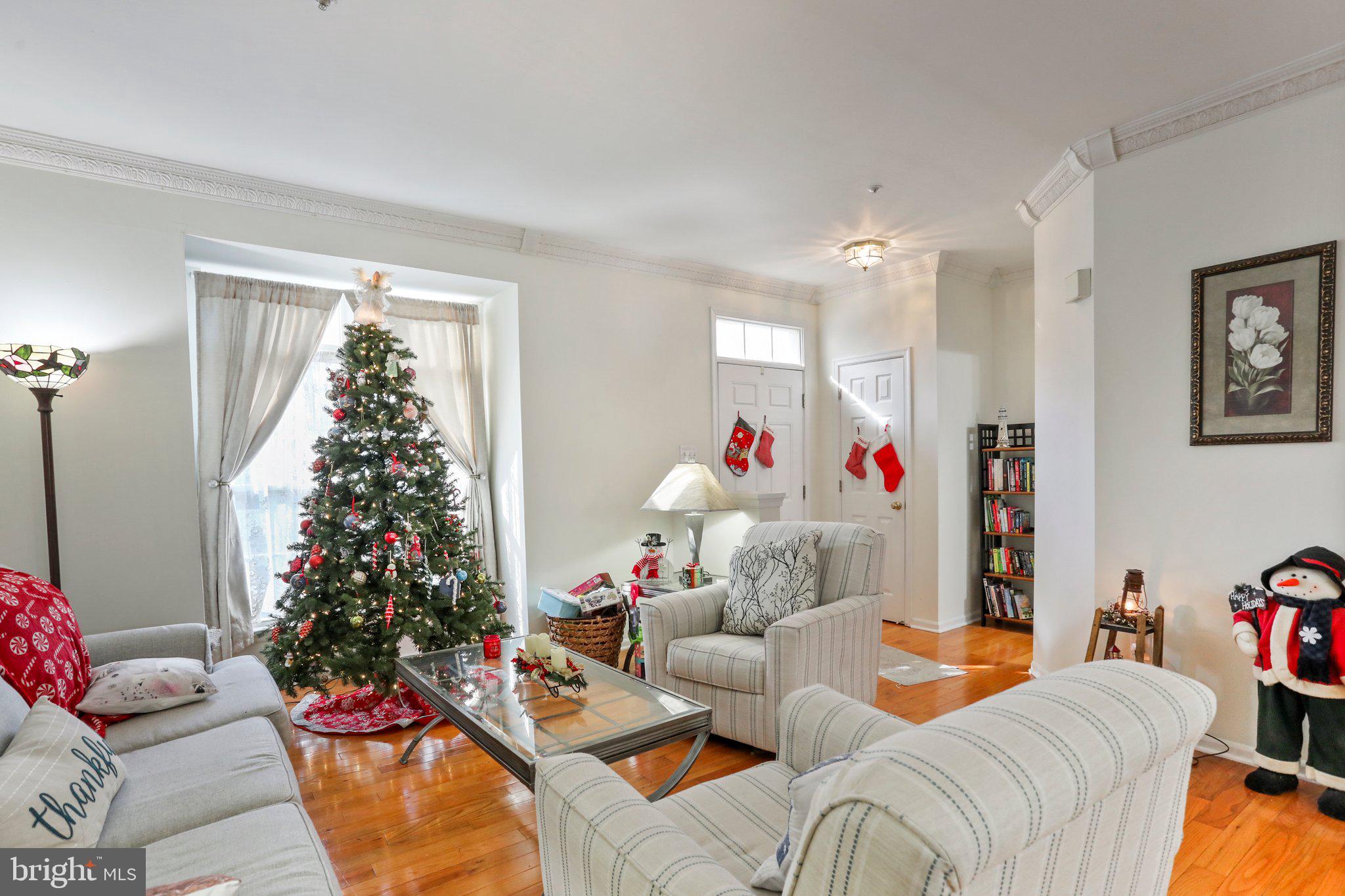 CLOVERLEAF - Residential