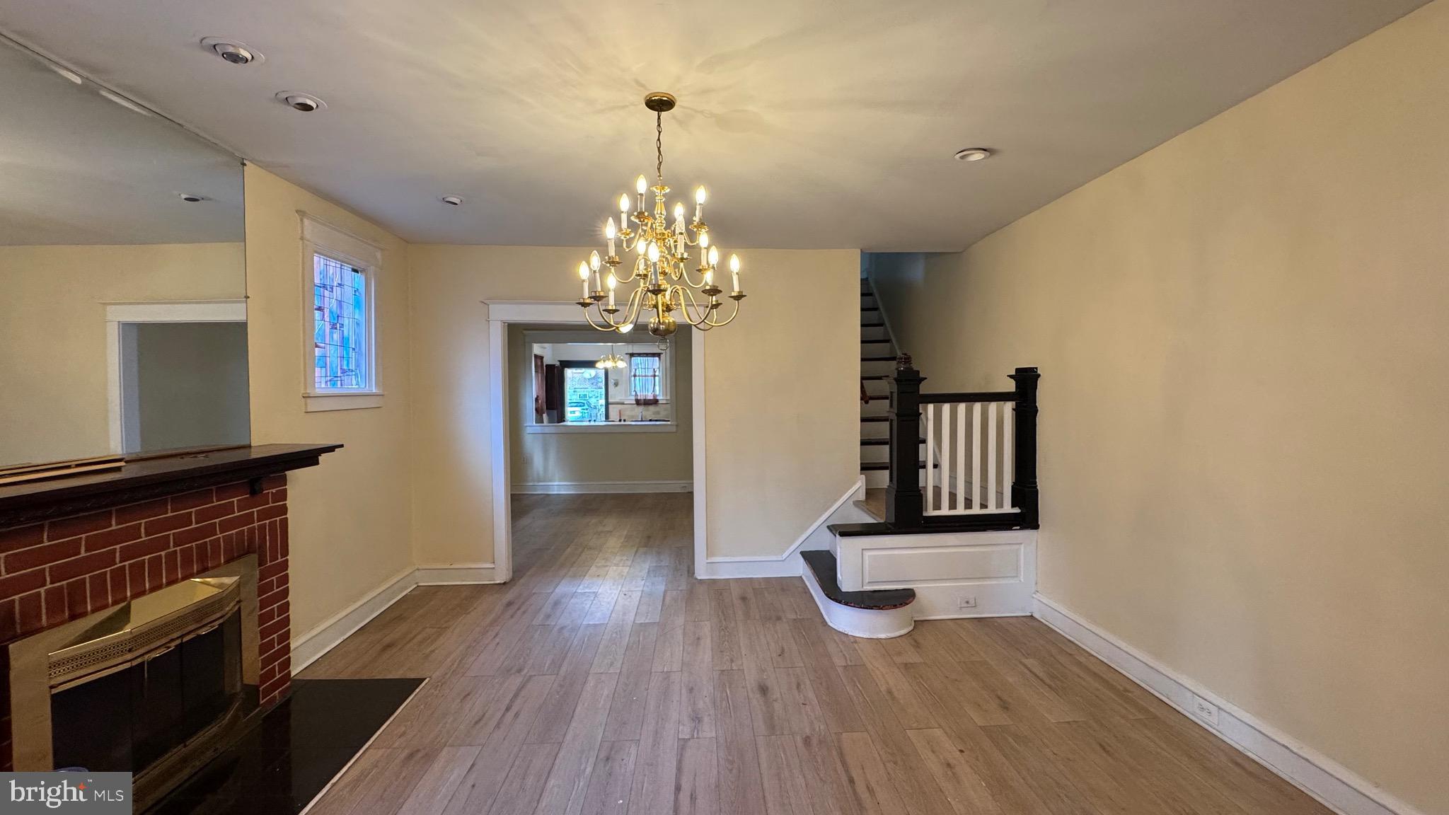 MAYFAIR - Residential