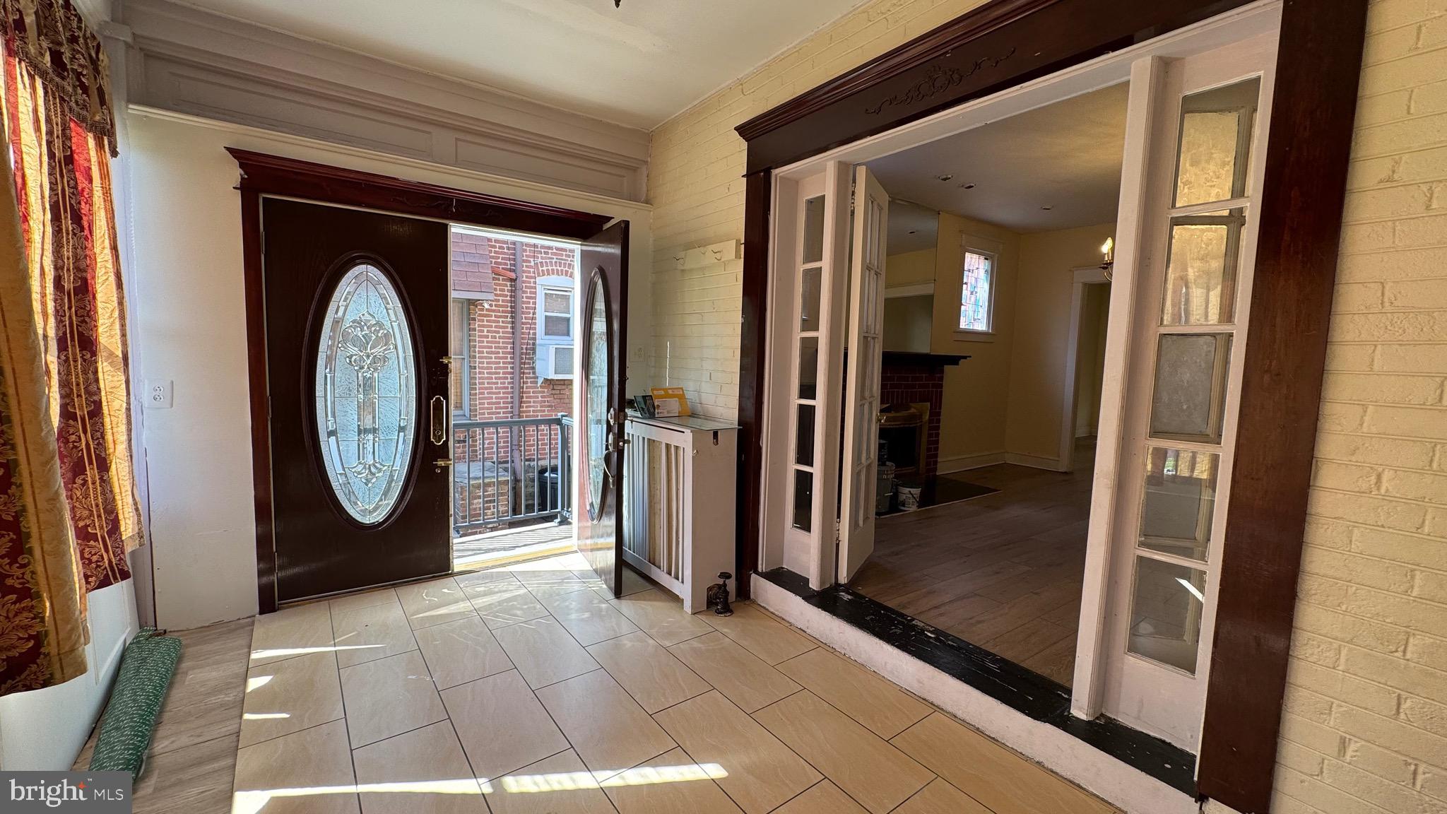 MAYFAIR - Residential