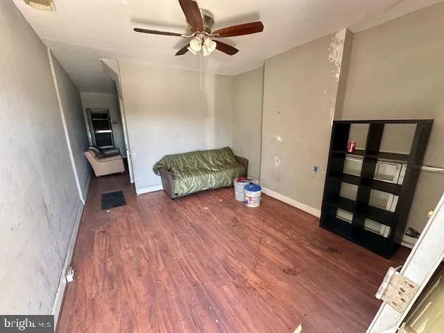Baltimore, Maryland 21230, United States, 3 Bedrooms Bedrooms, ,1 BathroomBathrooms,Residential,Active,97288