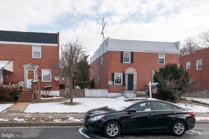 Great home needing some TLC located close to Walther Avenue. Parking pad for up to 2 cars in rear. Deck, fenced, basement walk-up. Living room, dining room, galley kitchen. Three generous size bedrooms. Partially finished basement, work room, central air conditioning. EZ to see.