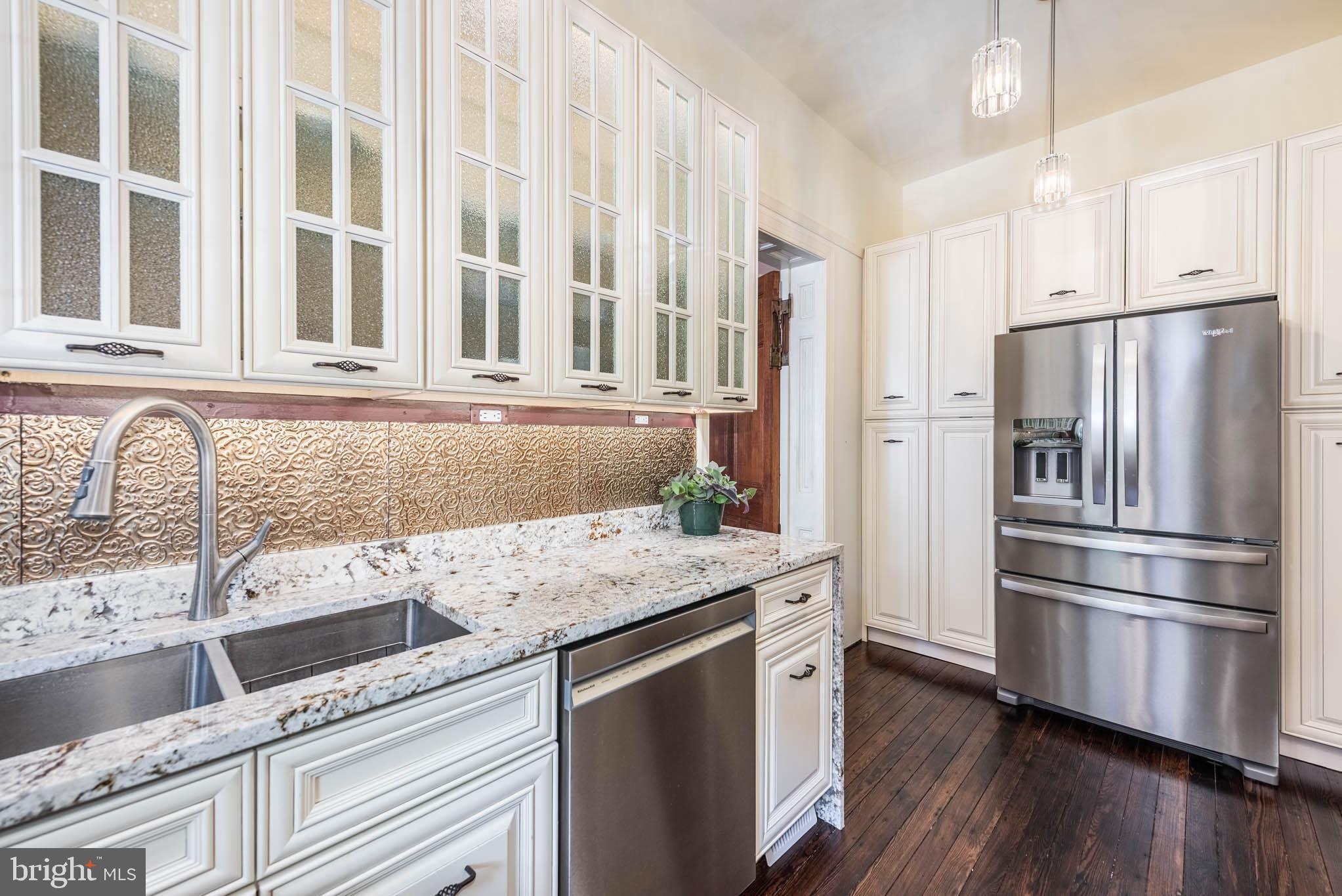 BOLTON HILL HISTORIC DISTRICT - Residential Income