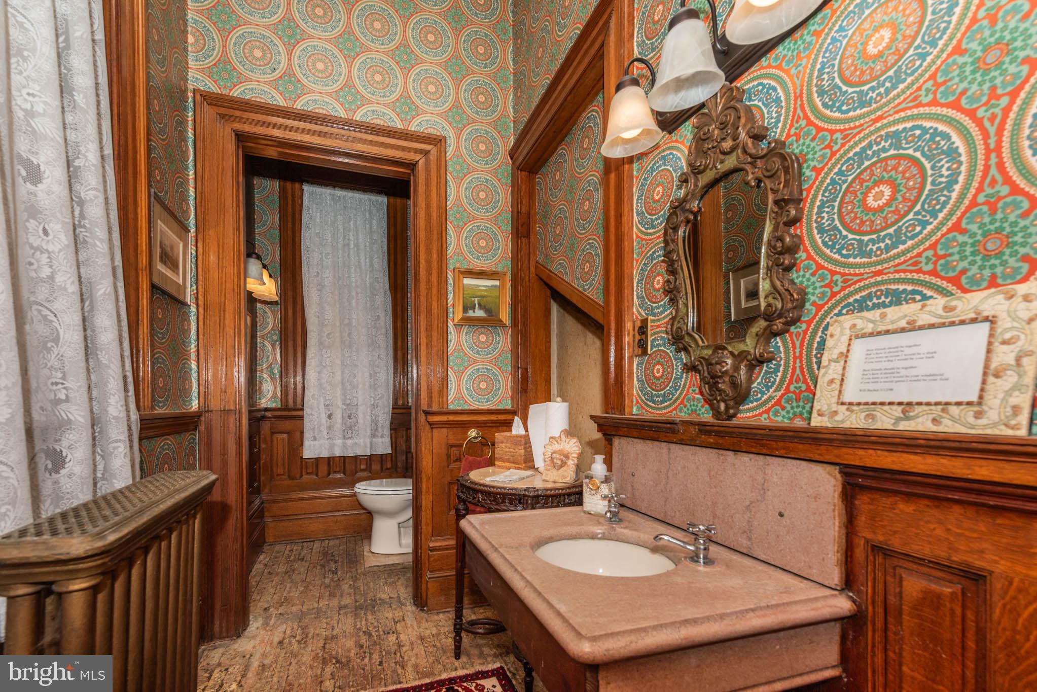 BOLTON HILL HISTORIC DISTRICT - Residential Income