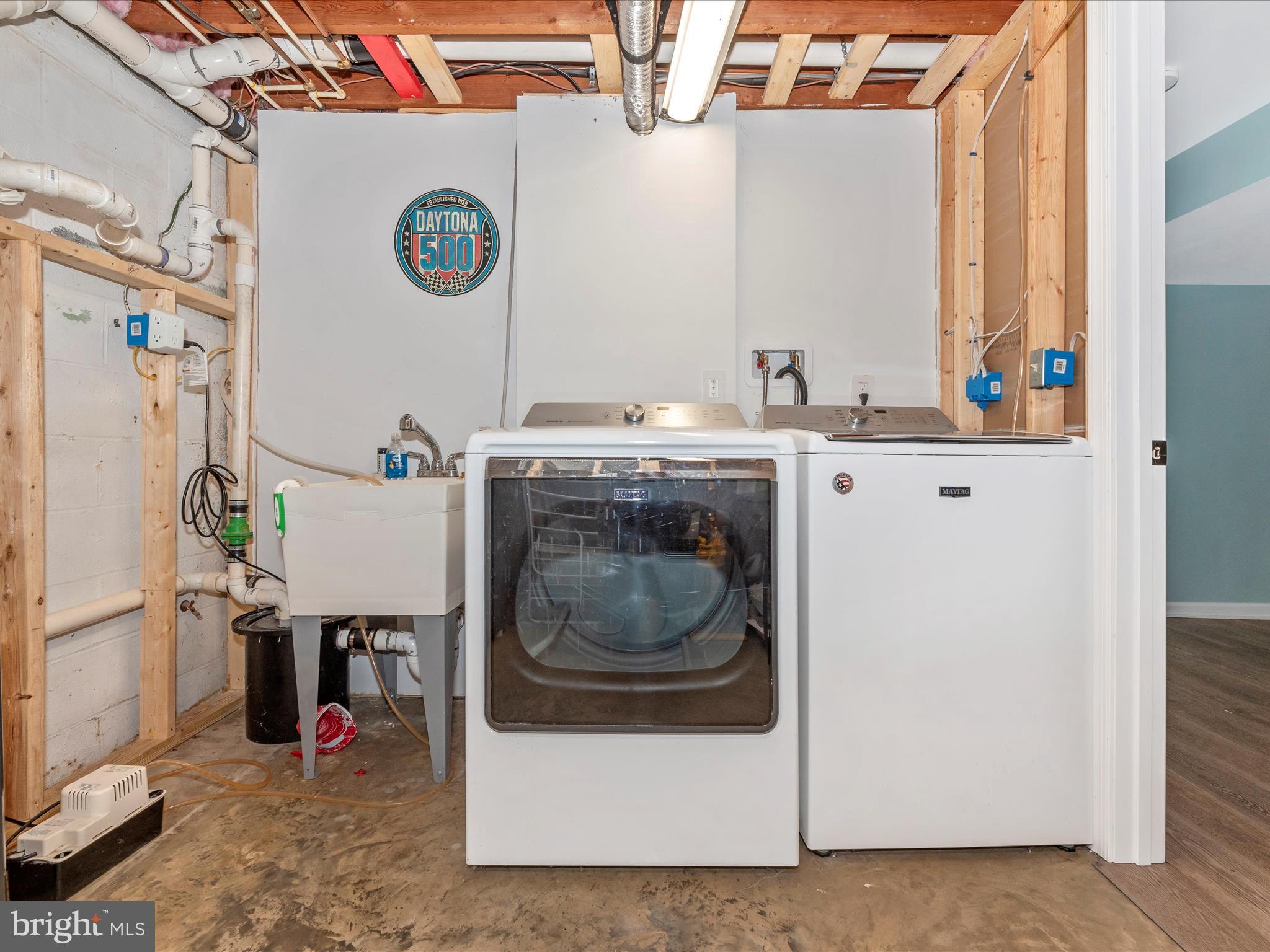 GREENVALE VILLAGE - Residential