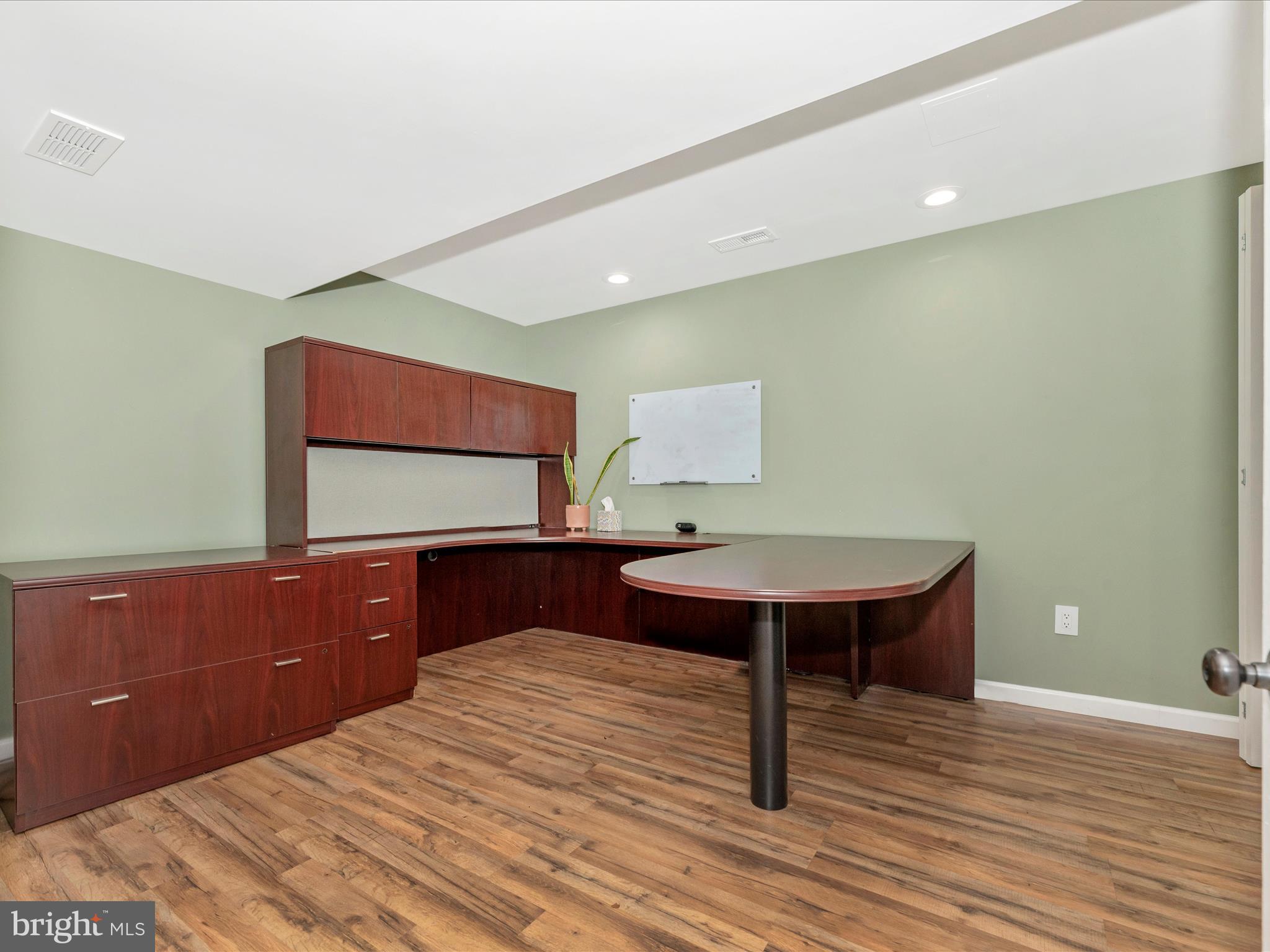 GREENVALE VILLAGE - Residential