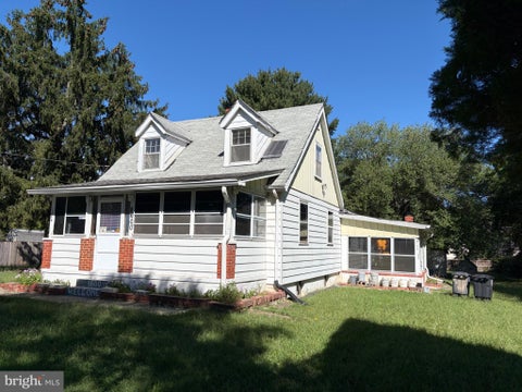 Homes For Sale - 8600 Dangerfield Place<br/> CLINTON, MD 20735