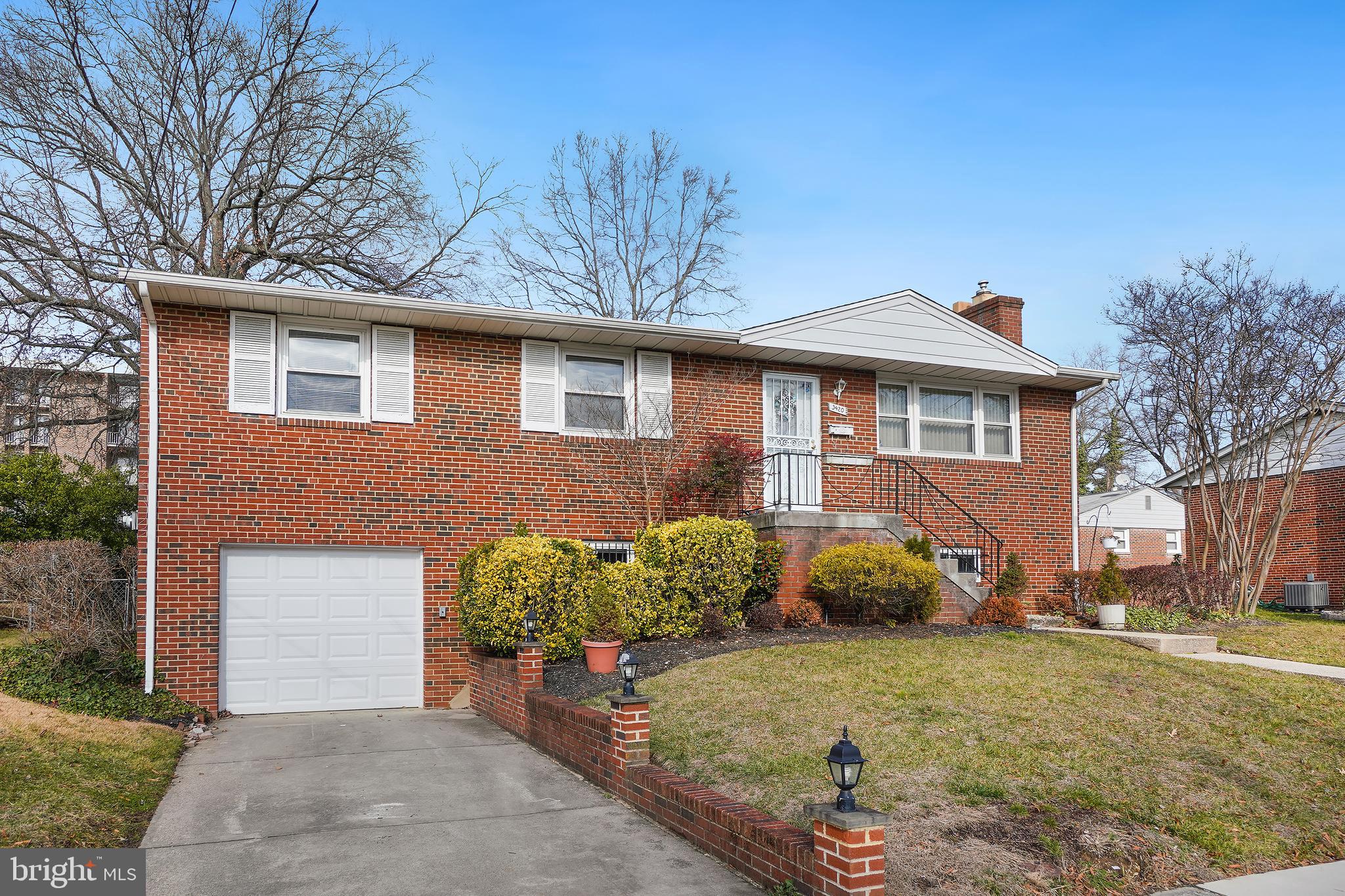 FLEISCHMAN VILLAGE - Residential