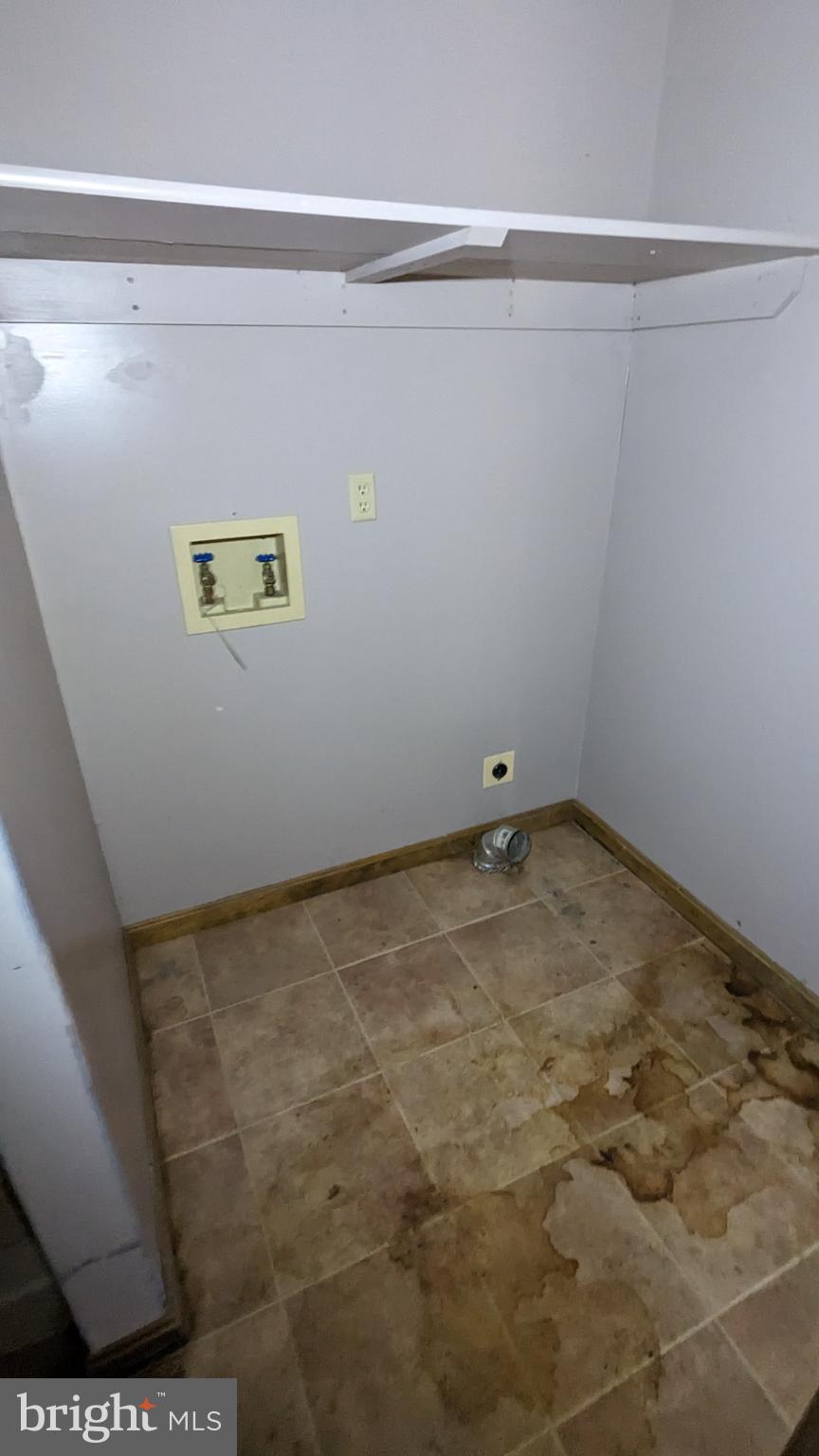 GILLENS GROVE - Residential