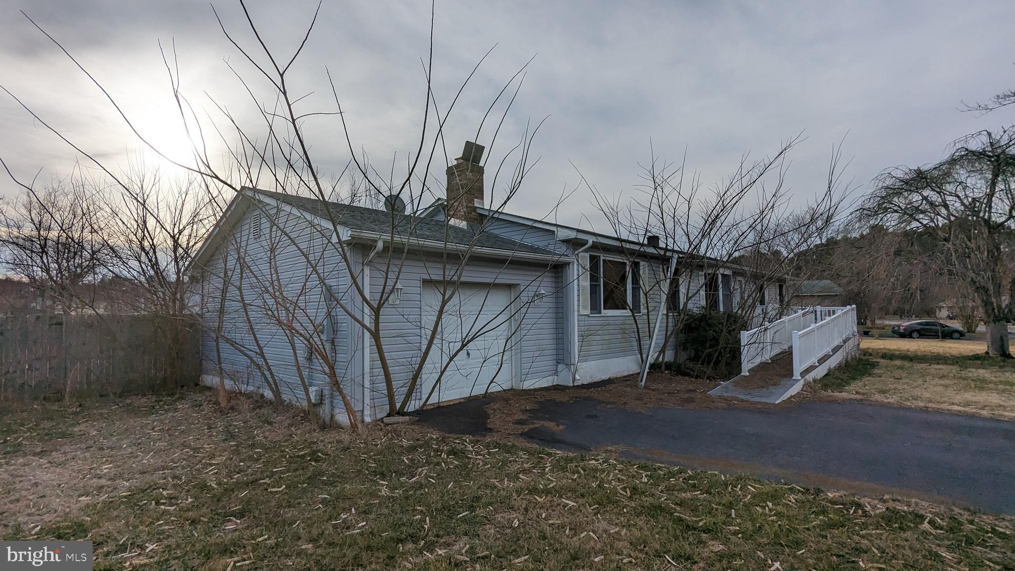 GILLENS GROVE - Residential