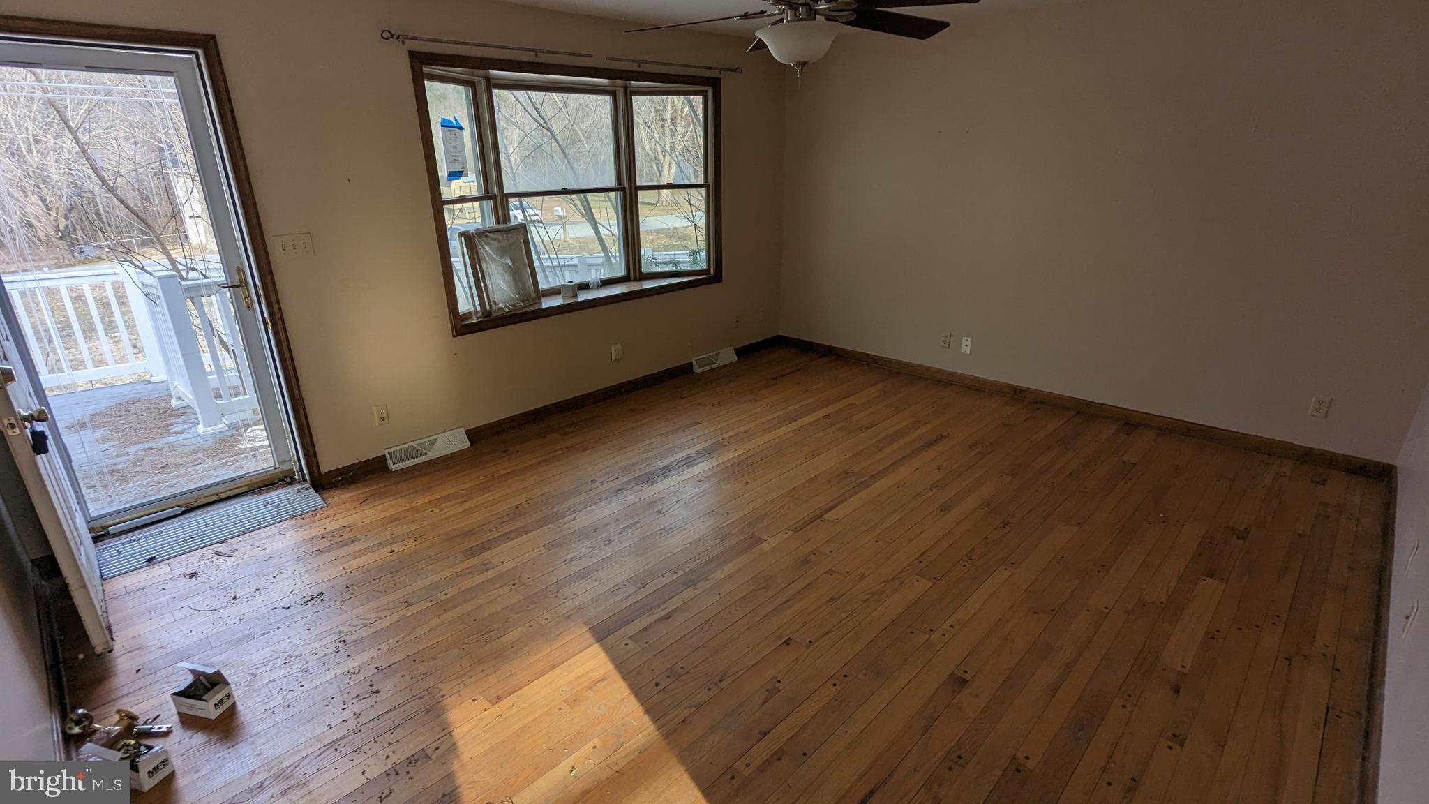 GILLENS GROVE - Residential