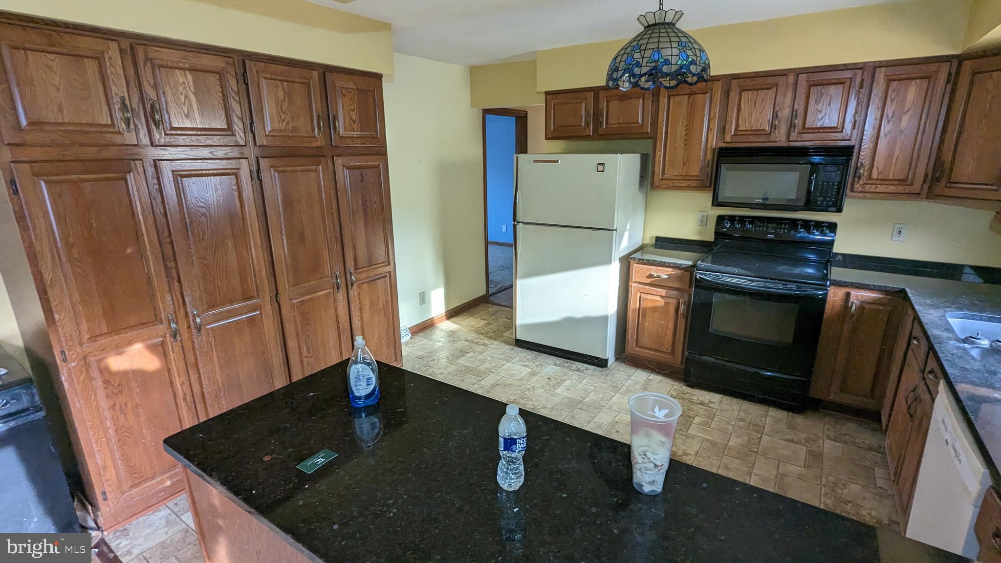 GILLENS GROVE - Residential