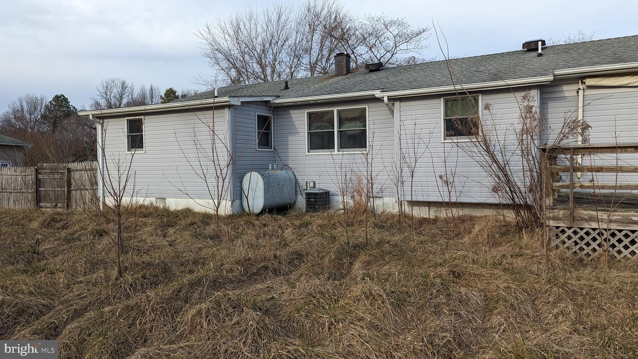 GILLENS GROVE - Residential