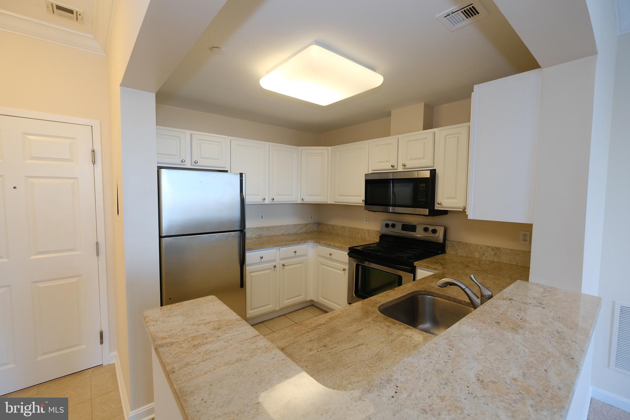 PIERSIDE AT HARBORVIEW - Residential Lease