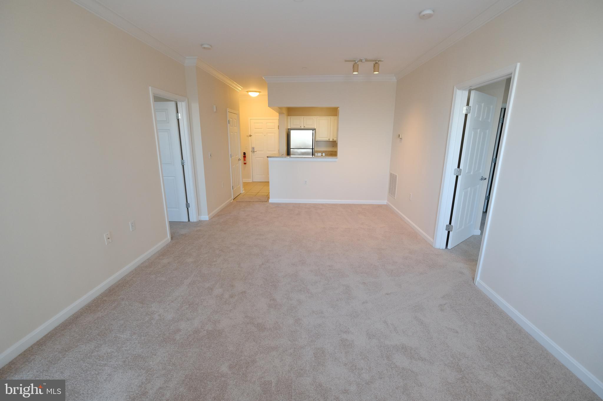 PIERSIDE AT HARBORVIEW - Residential Lease
