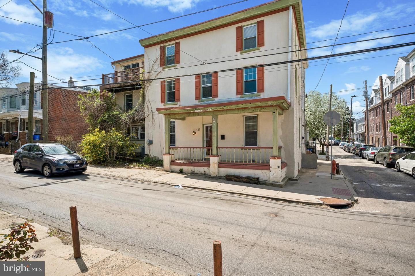 447 DUPONT STREET