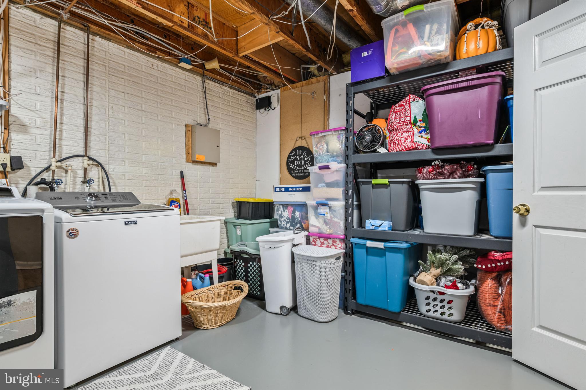 VILLAGE OF THOMAS RUN - Residential