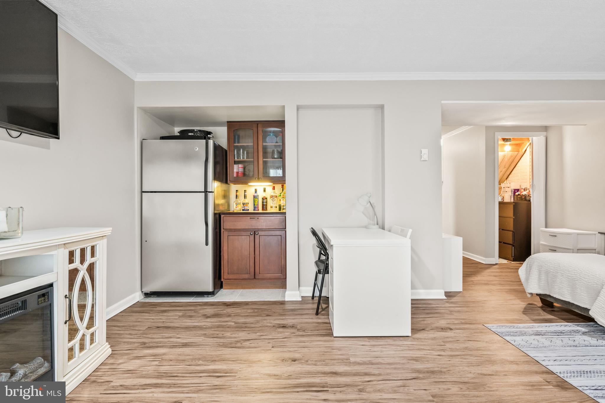 VILLAGE OF THOMAS RUN - Residential