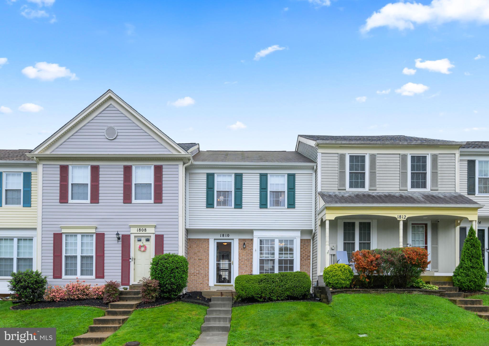 VILLAGE OF THOMAS RUN - Residential