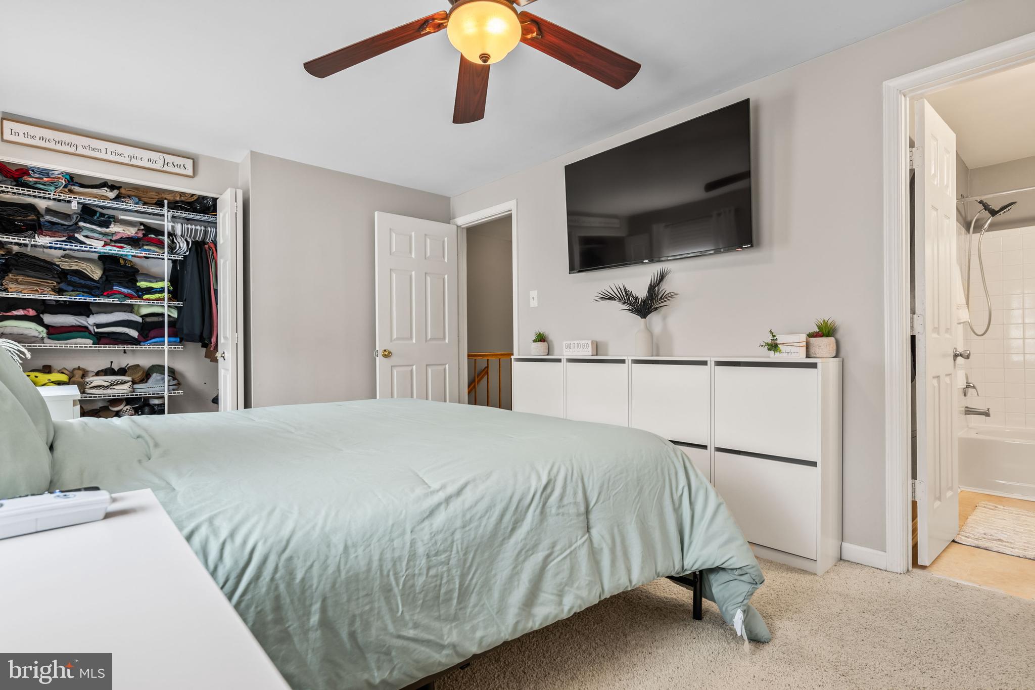 VILLAGE OF THOMAS RUN - Residential