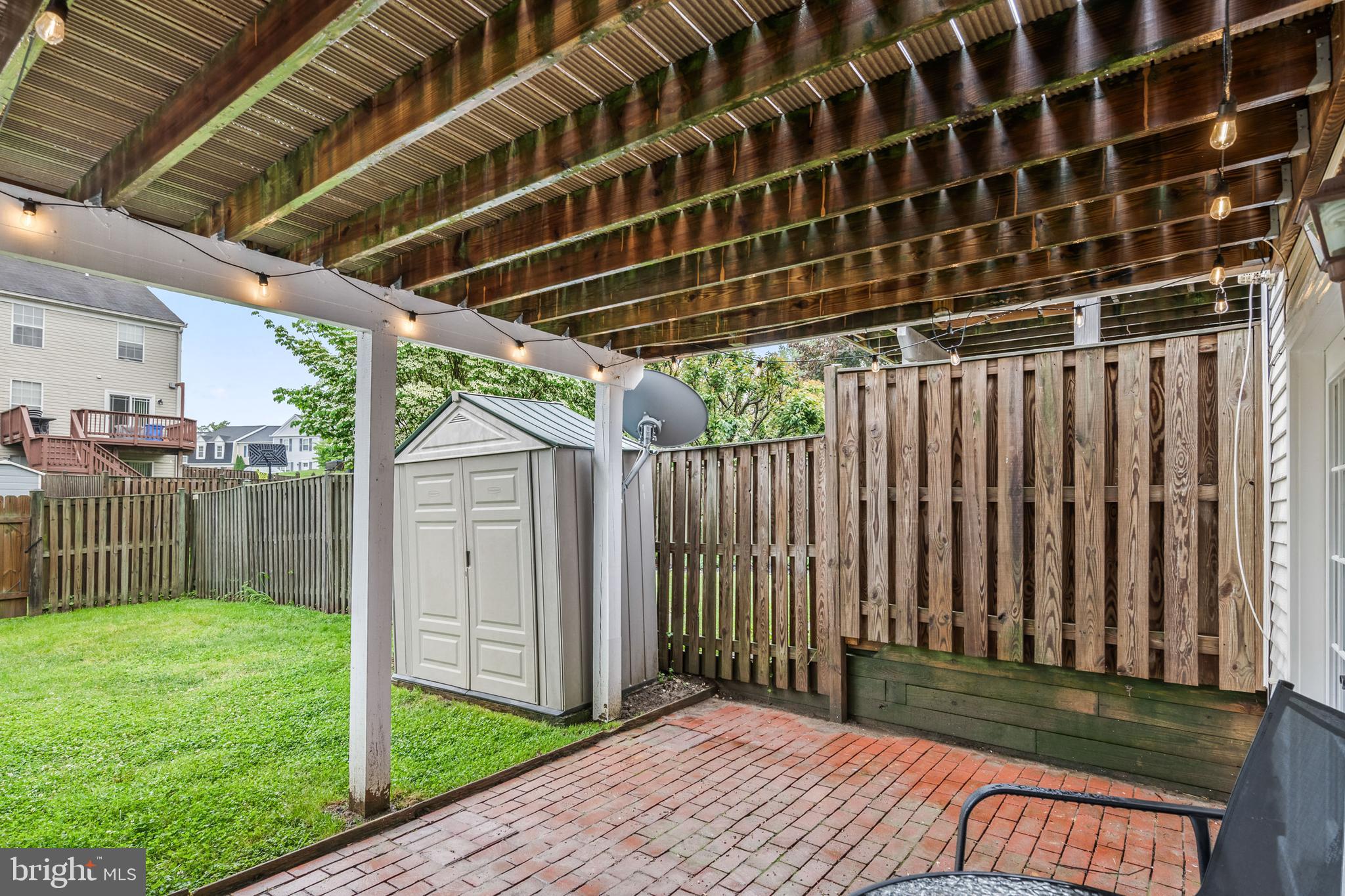 VILLAGE OF THOMAS RUN - Residential